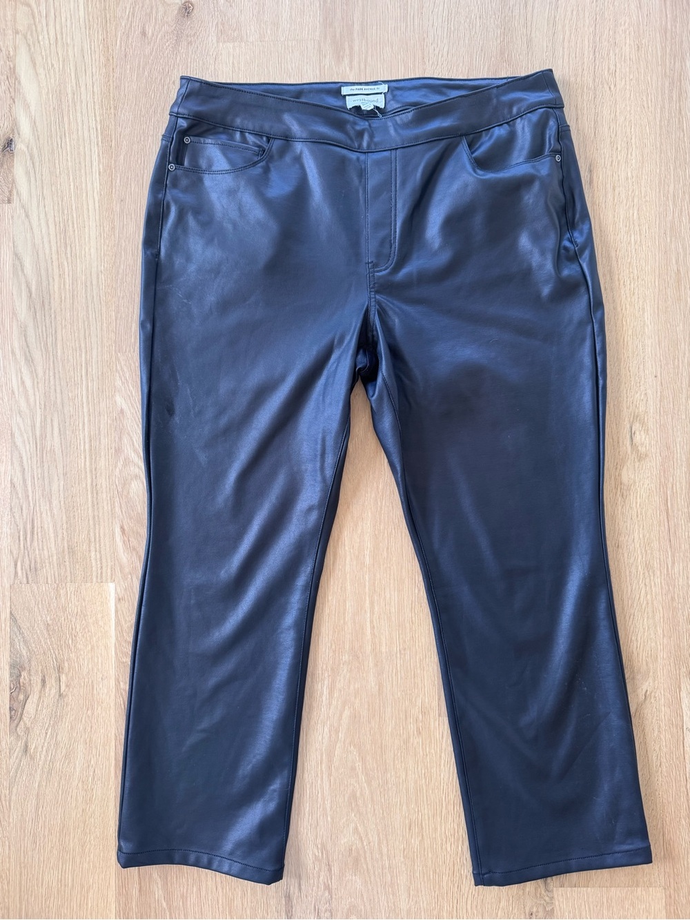 Westbound Petites 16P Black Faux Leather Pull On Crop Pants Stretch